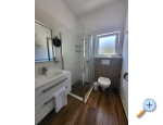 Bruno's Poolside Retreat - Trogir Kroatien
