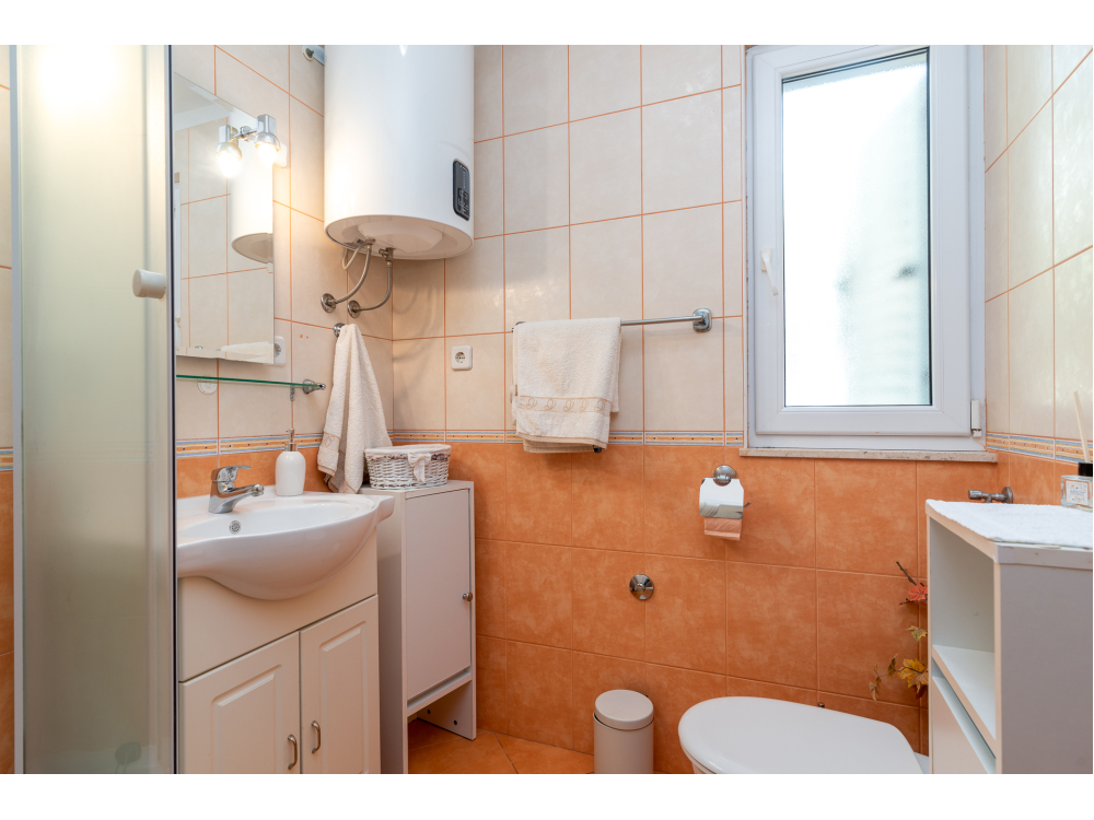 Elora - Trogir Hrvatska