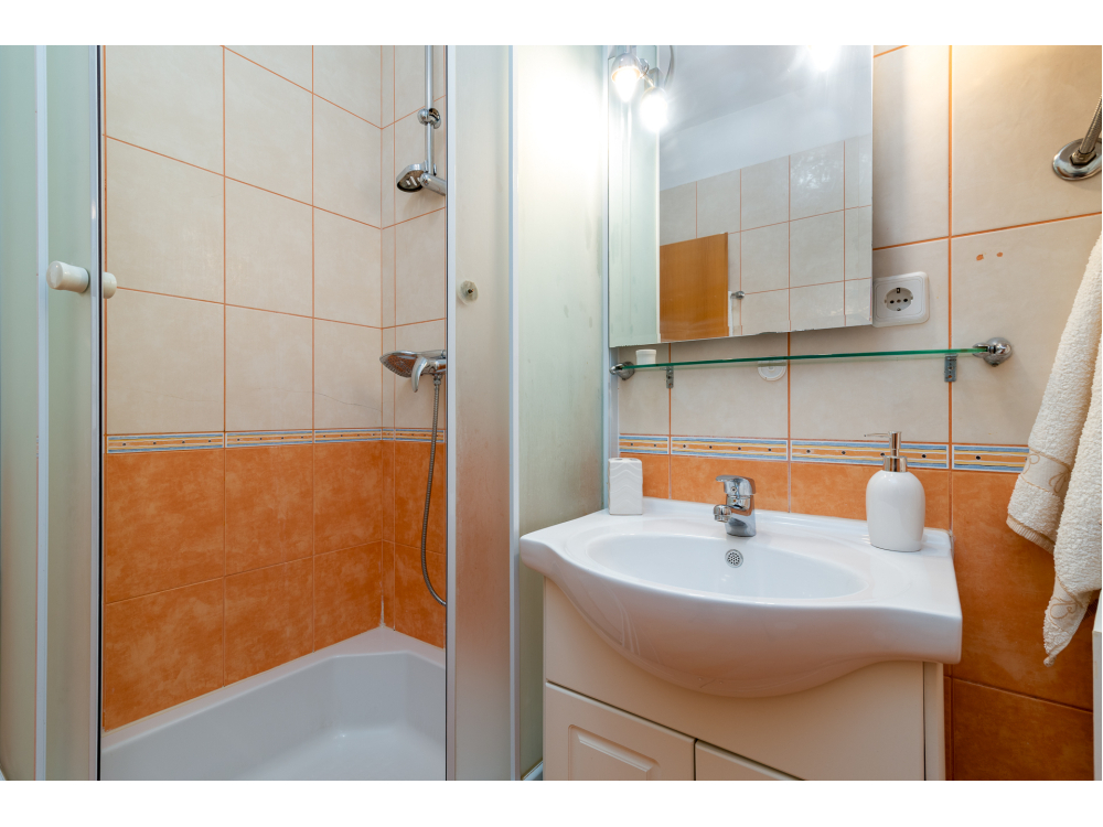 Elora - Trogir Hrvatska