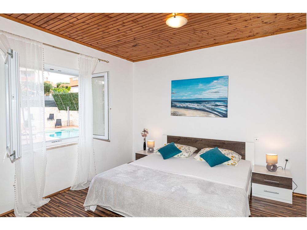 Karlo - Trogir Horvátország