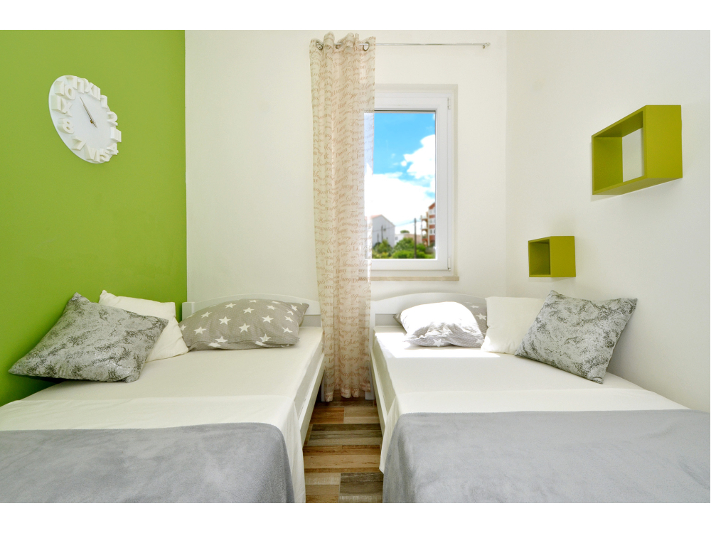 Karlo - Trogir Horvátország