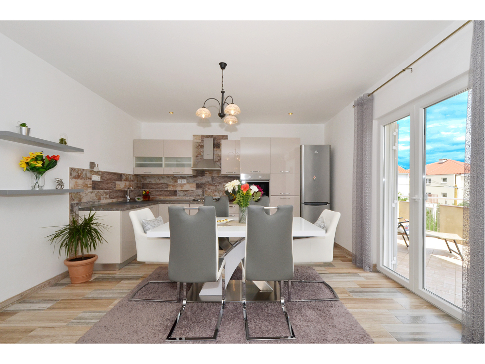 Karlo - Trogir Horvátország