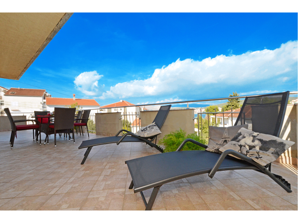 Karlo - Trogir Horvátország