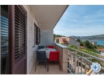 Lola Ferienwohnungen - Trogir Kroatien
