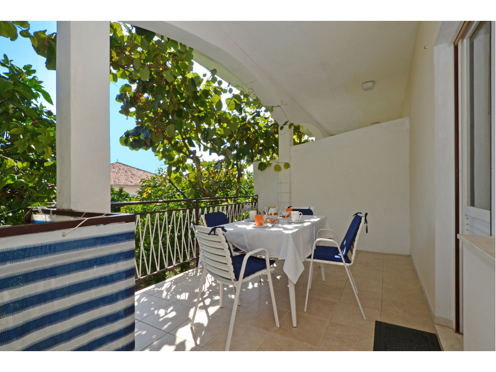 Lozovina - Trogir Horvátország