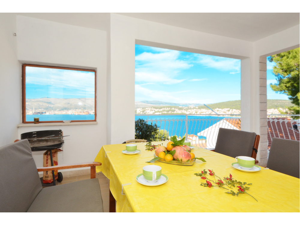 Nevenka - Trogir Chorvtsko