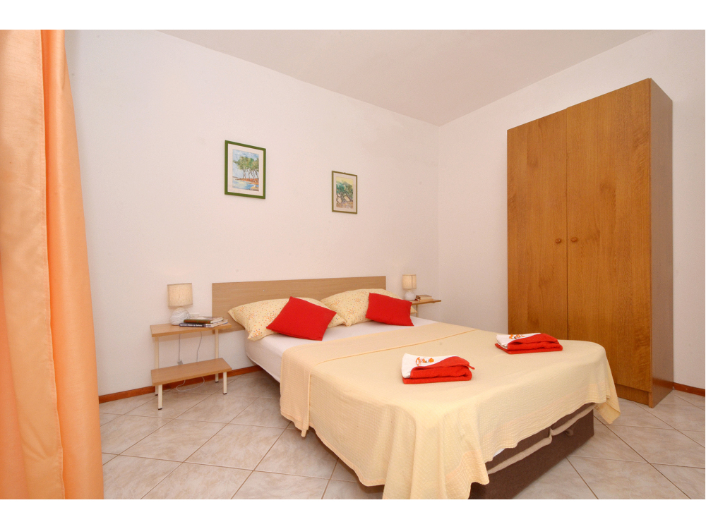 Nevenka - Trogir Chorvtsko