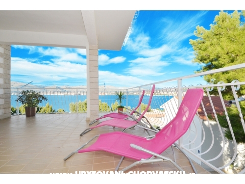 Nevenka - Trogir Chorvtsko