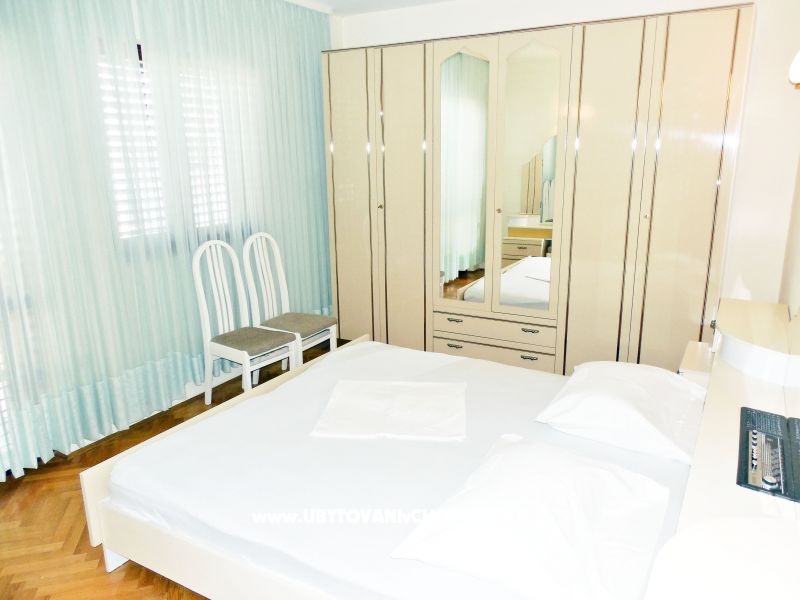  Villa Michael Ferienwohnungen – Ferienwohnung Trogir, Kroatien – Foto 3