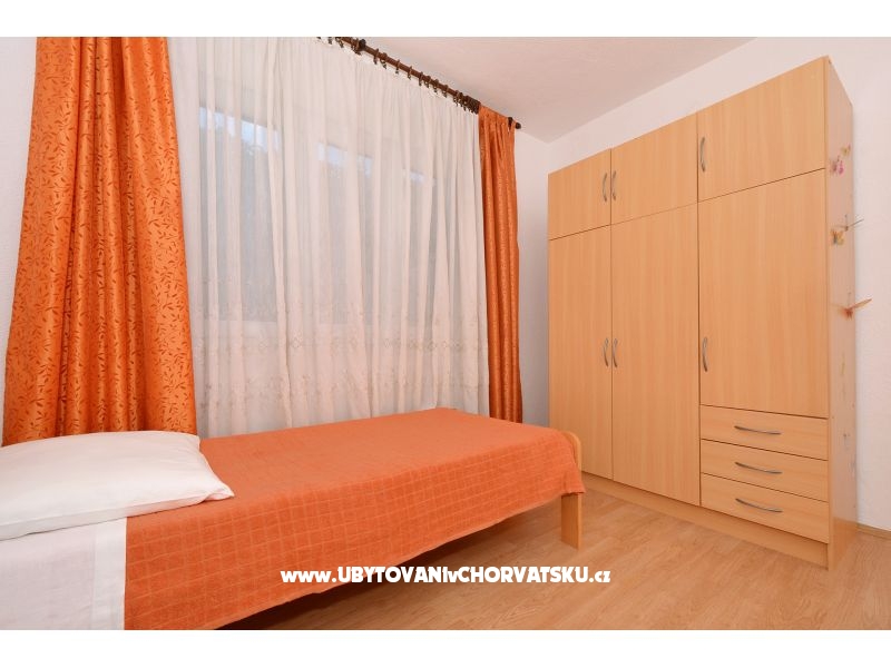 Porto – Ferienwohnung Trogir, Kroatien – Foto 9