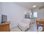 Appartements Milovi 30 m od more - Trogir Kroatien