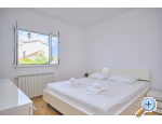 Appartements Milovi 30 m od more - Trogir Kroatien