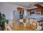Appartements Milovi 30 m od more - Trogir Kroatien