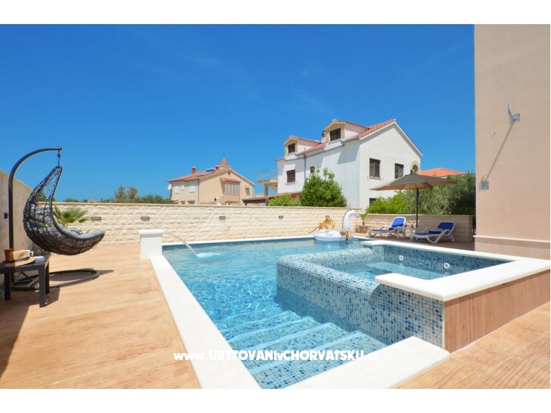 Sunset – Ferienwohnung Trogir, Kroatien – Foto 2