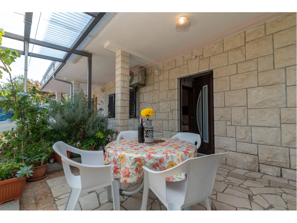 Tomic - Trogir Croatia