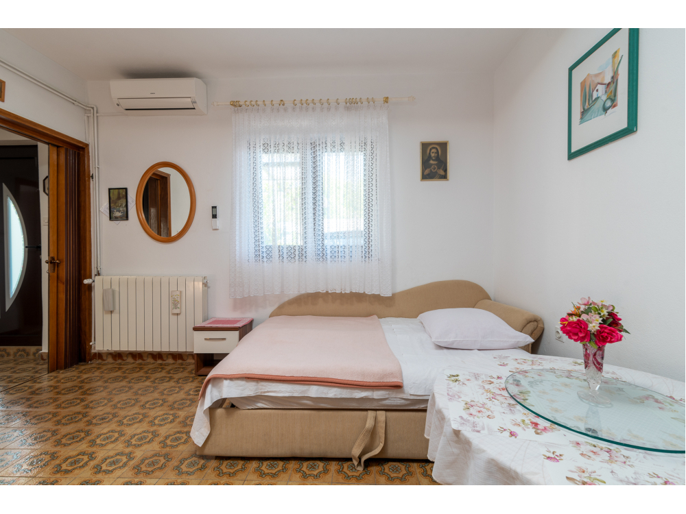 Tomic - Trogir Croatia