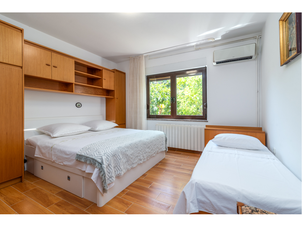 Tomic - Trogir Croatia