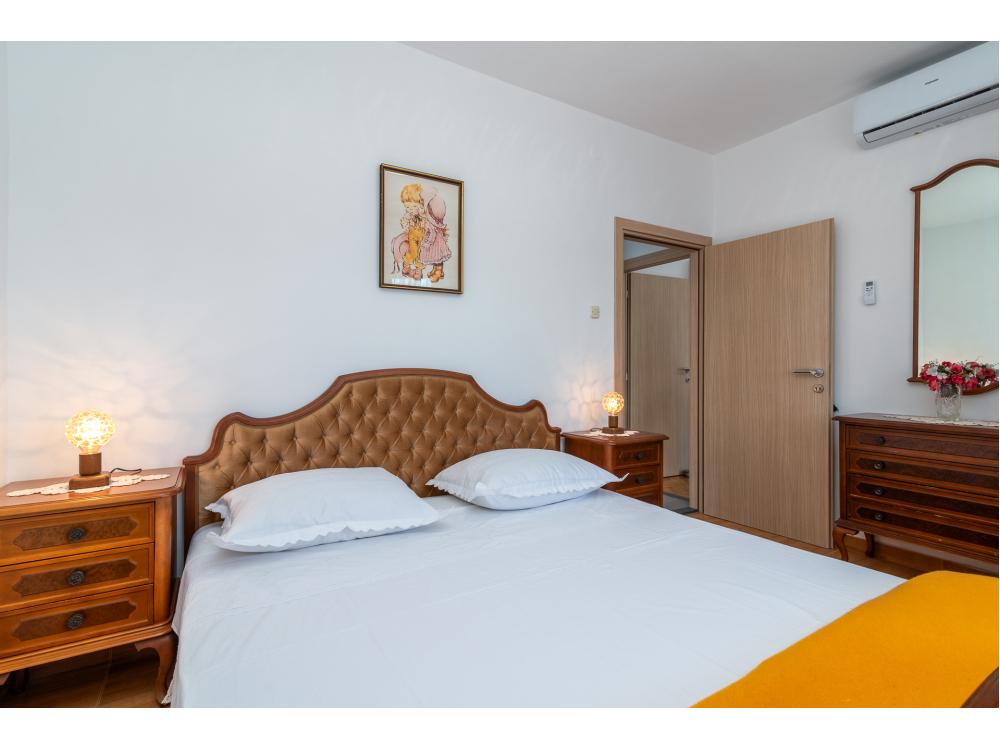 Tomic - Trogir Croatia