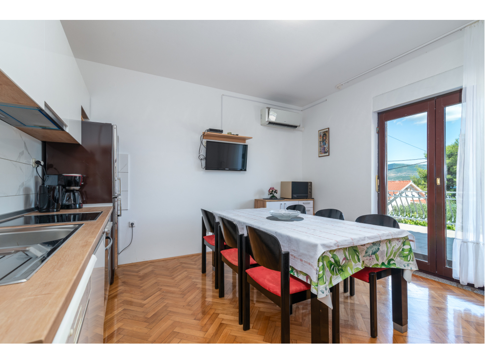 Tomic - Trogir Croatia