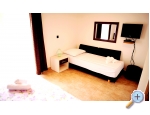 Appartements &amp; Zimmers Jelavi - Trogir Kroatien