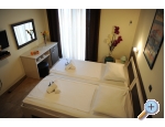 Appartements &amp; Zimmers Jelavi - Trogir Kroatien
