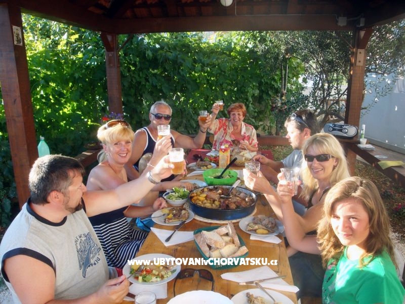 Villa Marija agroturizam – Ferienwohnung Trogir, Kroatien – Foto 4