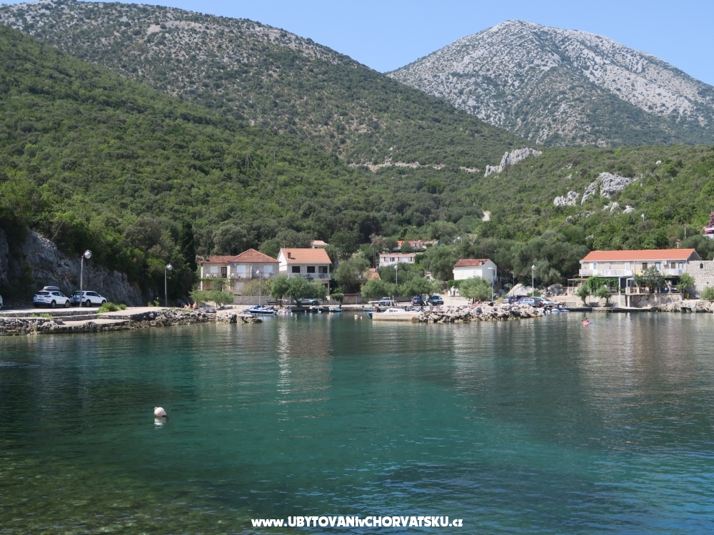 Old Fisherman*s Maison with balcony - Trpanj  Peljeac Croatie