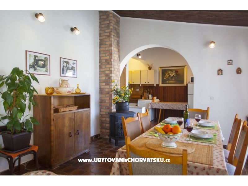 Apartment Braco i Diana – Ferienwohnung Tucepi, Kroatien – Foto 2