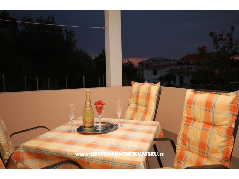 Appartements Ada Lalić – Ferienwohnung Tucepi, Kroatien – Foto 2