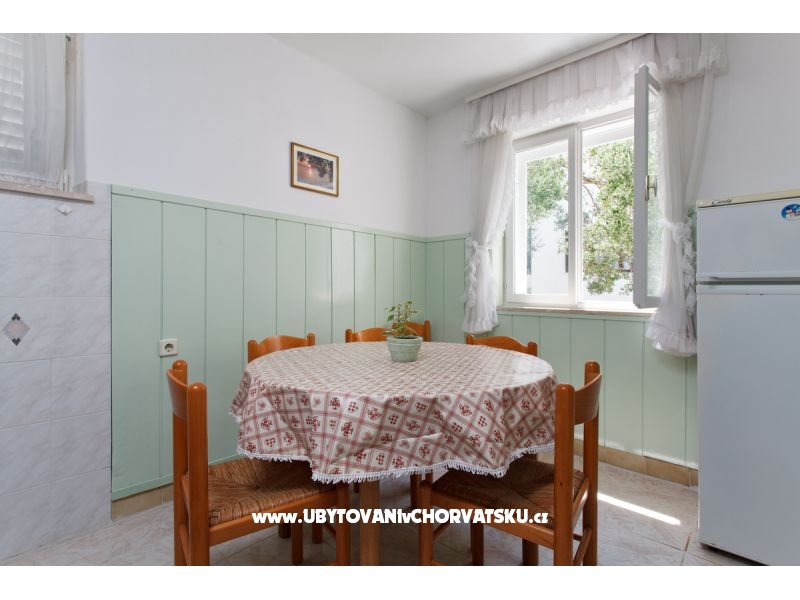 Appartements i sobe Mileva – Ferienwohnung Tucepi, Kroatien – Foto 2