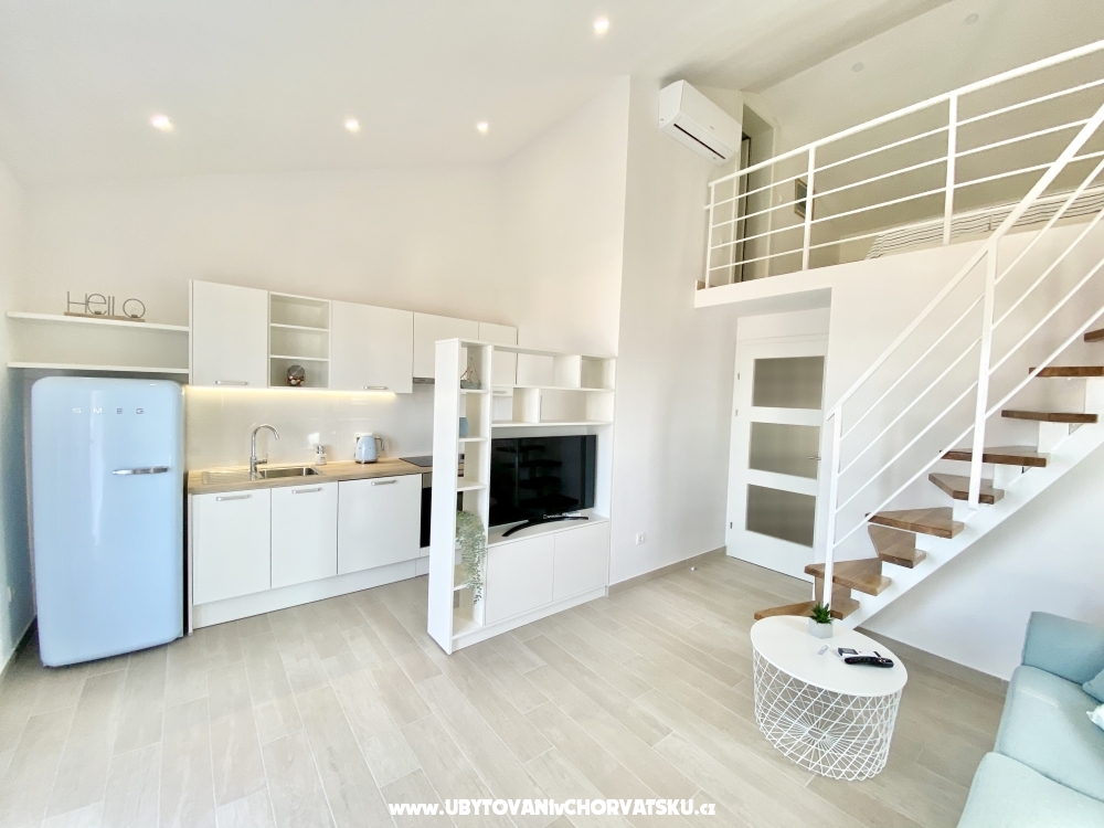 Appartements Ksenija - Tuepi Croatie