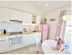 Apartmaji Ksenija - Tuepi Hrvaka