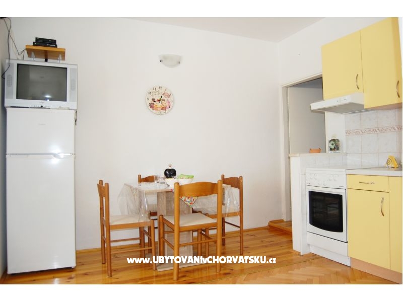 Appartements Šarić – Ferienwohnung Tucepi, Kroatien – Foto 4
