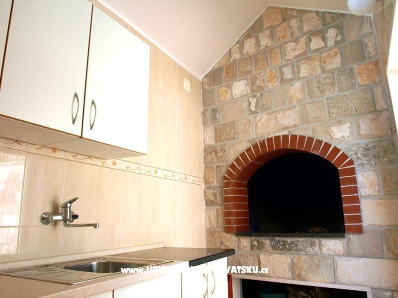 Appartements Mali raj – Ferienwohnung Tucepi, Kroatien – Foto 6