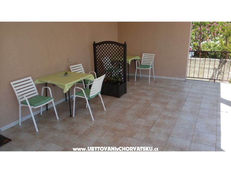 Appartements Mena – Ferienwohnung Tucepi, Kroatien – Foto 8