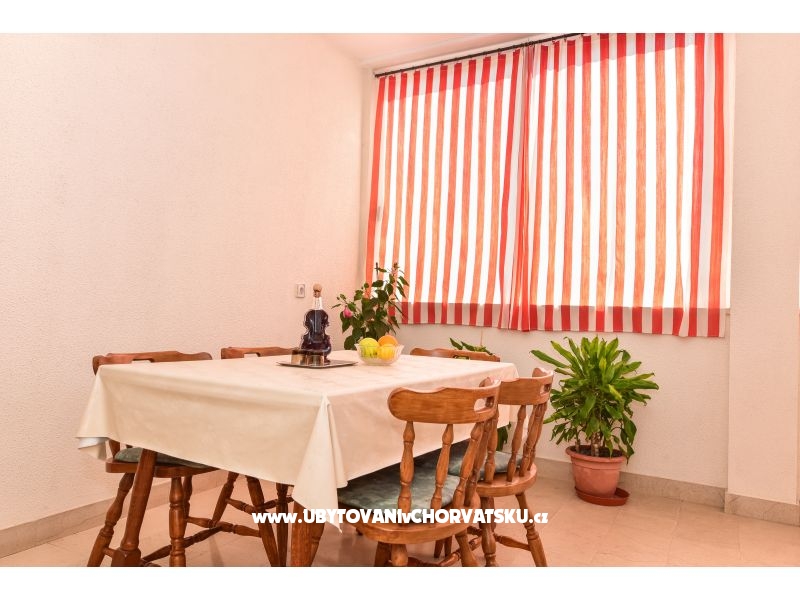 Appartements Mijacika – Ferienwohnung Tucepi, Kroatien – Foto 10