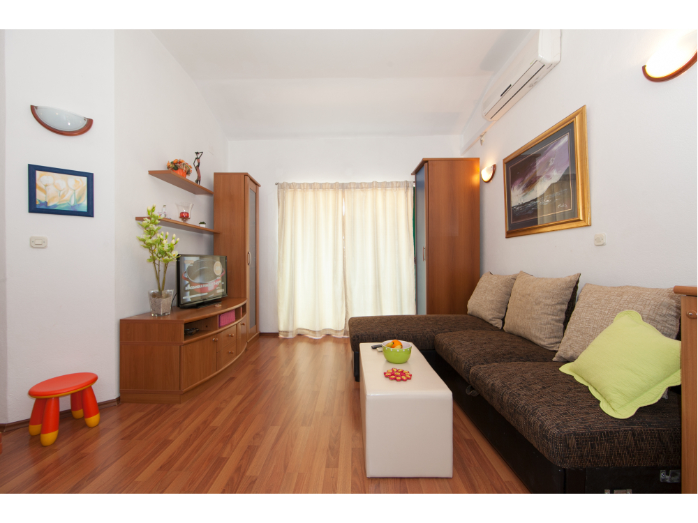 Maja �evelj - H�z 1 - Tu�epi Horv�torsz�g