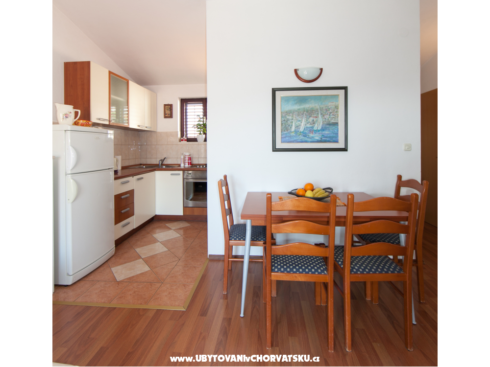 Maja �evelj - H�z 1 - Tu�epi Horv�torsz�g