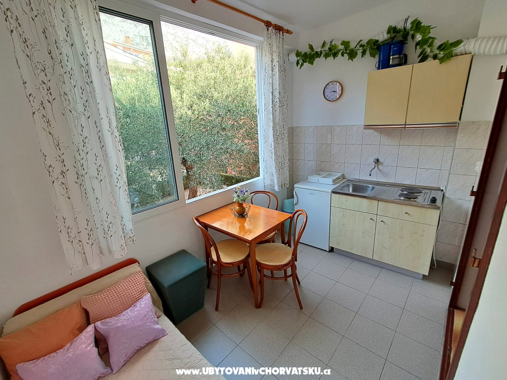 Olive Appartement and Zimmers - Tu�epi Kroatien