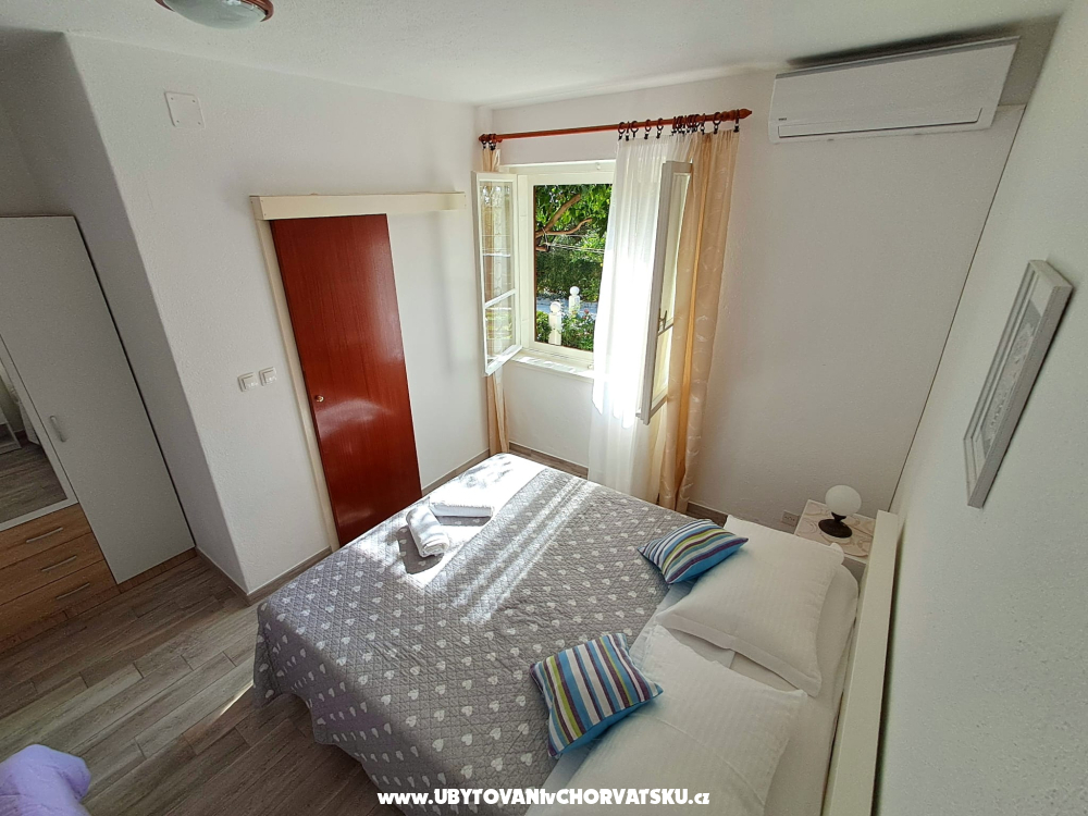 Olive Appartement and Zimmers - Tu�epi Kroatien