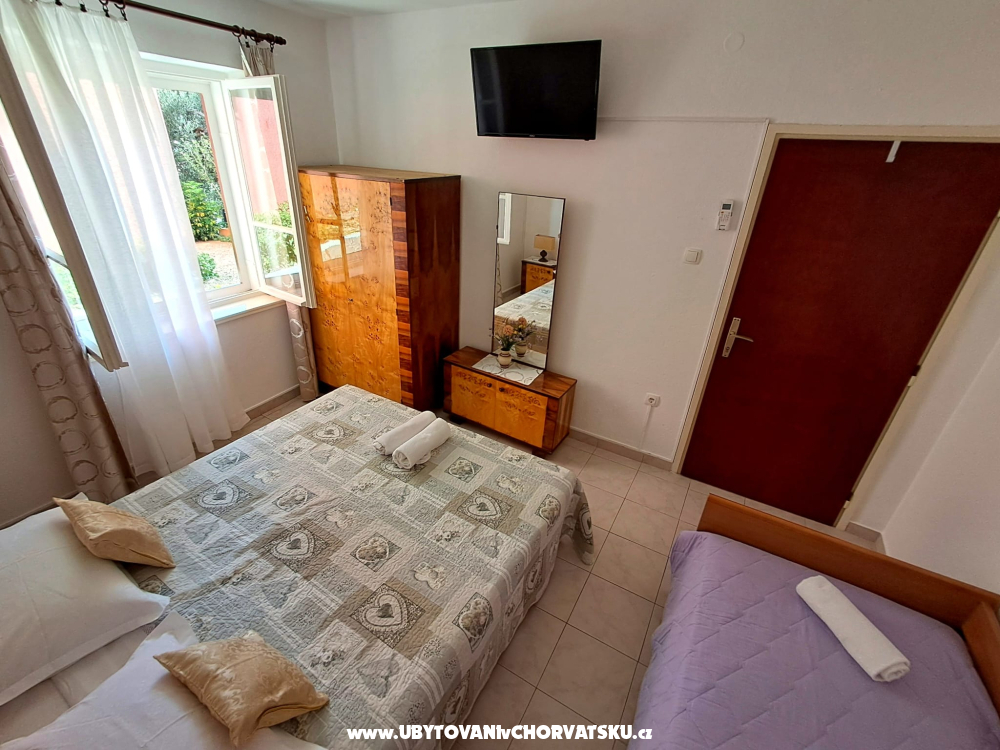 Olive Appartement and Zimmers - Tu�epi Kroatien