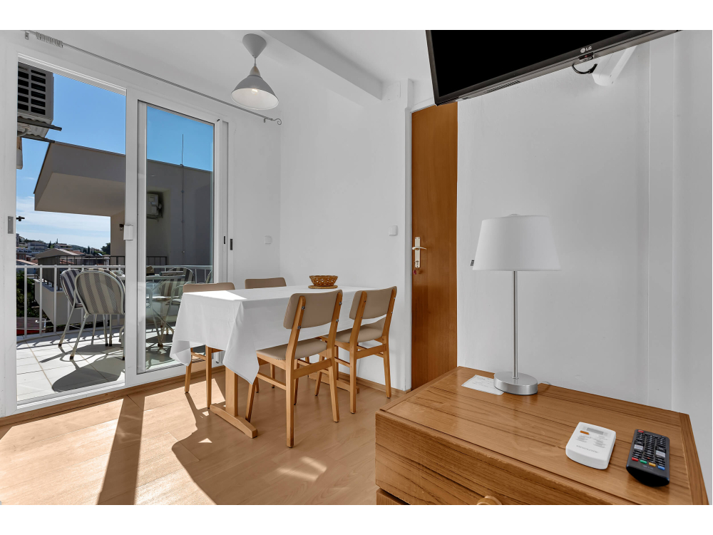 Tu�epi Seafront Ferienwohnungen - Tu�epi Kroatien