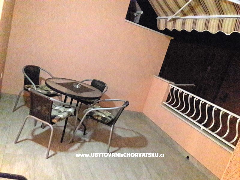 Villa Rossa – Ferienwohnung Tucepi, Kroatien – Foto 8