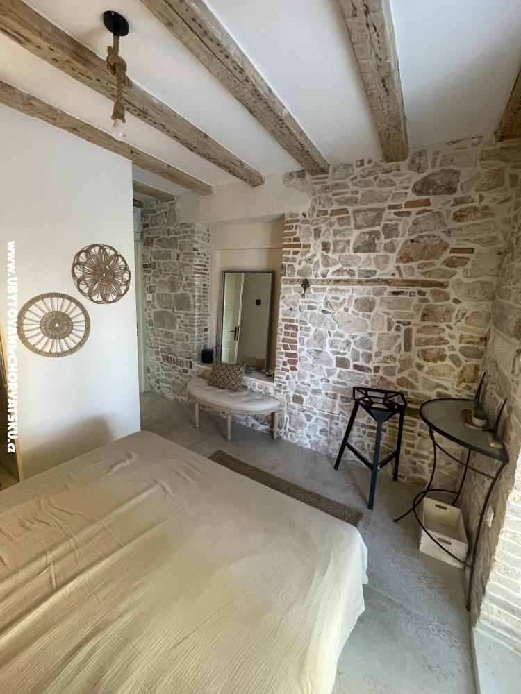 Apartments Gvardiol - ostrov Ugljan Croatia