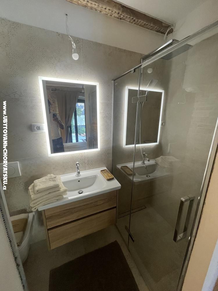 Apartments Gvardiol - ostrov Ugljan Croatia