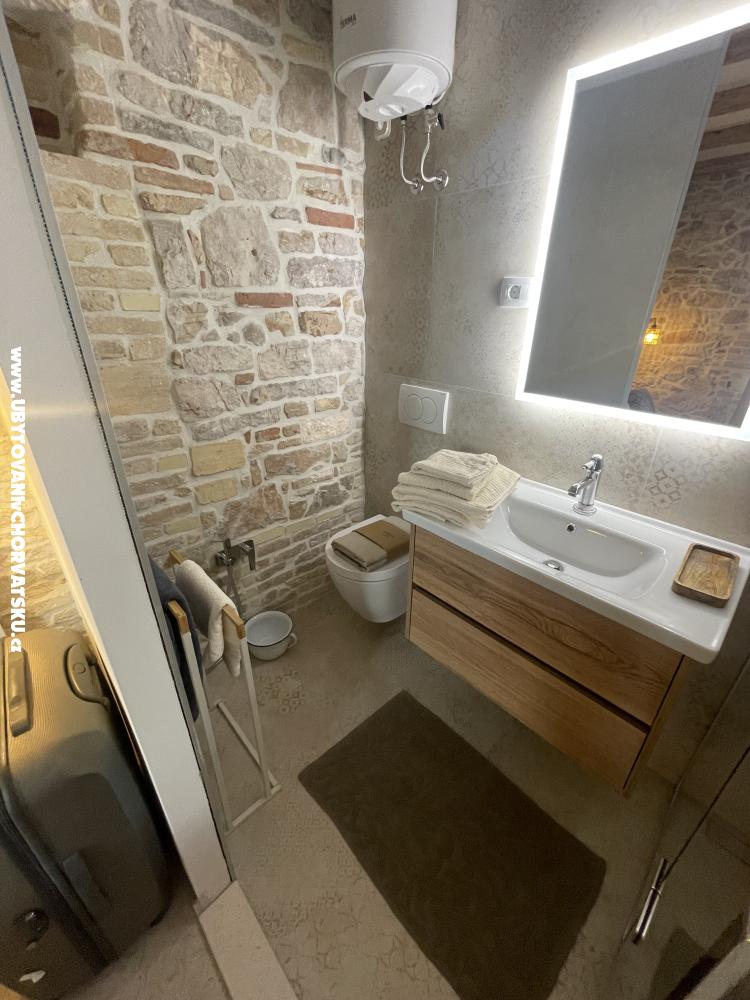 Apartments Gvardiol - ostrov Ugljan Croatia