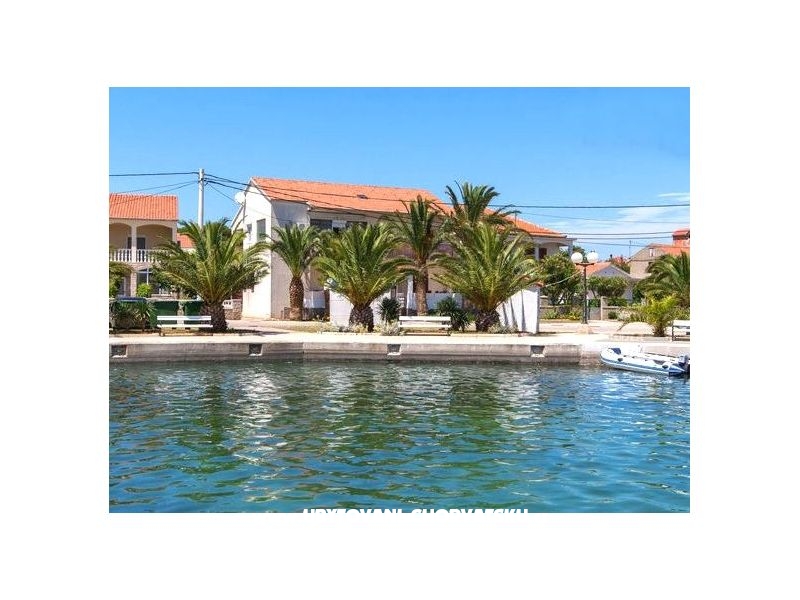 Apartmány Helena – ubytování ostrov Ugljan, Chorvatsko – foto 1