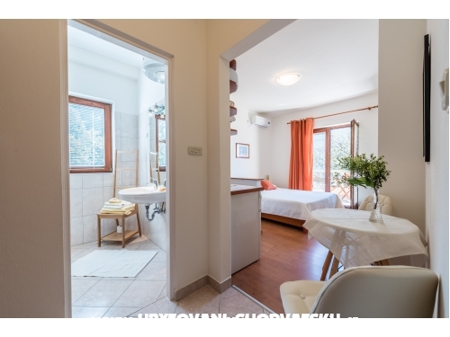 Appartements Rozelyn - ostrov Ugljan Croatie