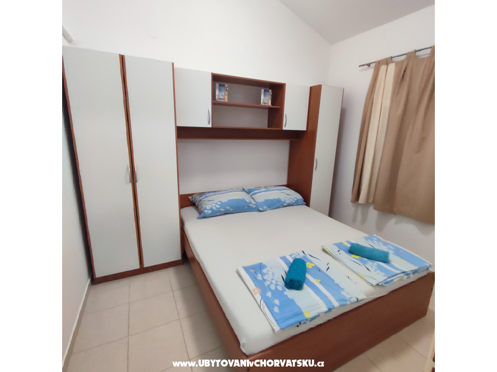 Apartmány Delfin - ostrov Vir Chorvatsko