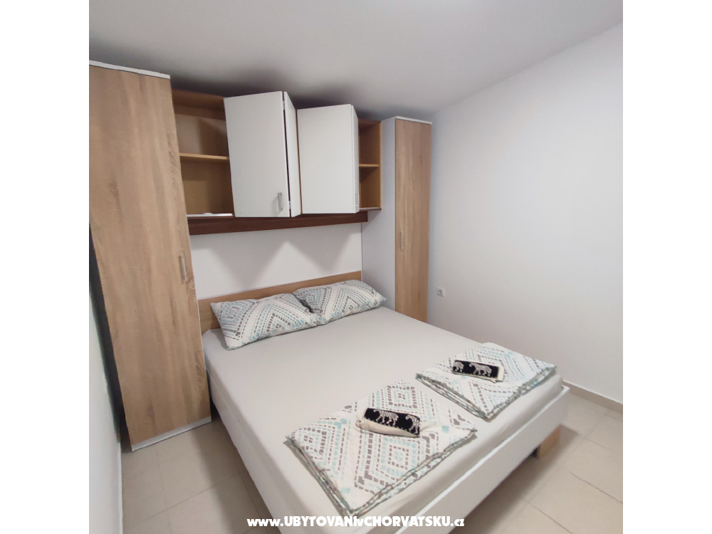 Apartmány Delfin - ostrov Vir Chorvatsko